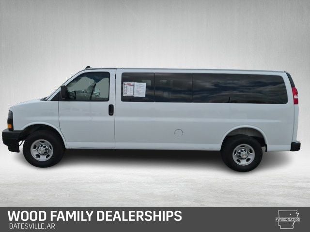 2025 Chevrolet Express Passenger RWD 3500 Extended Wheelbase LS