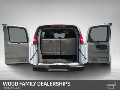 2025 Chevrolet Express Passenger RWD 3500 Extended Wheelbase LS