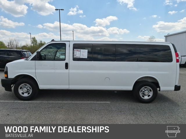 2025 Chevrolet Express Passenger RWD 3500 Extended Wheelbase LS