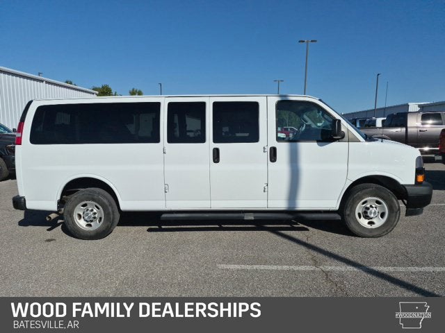 2023 Chevrolet Express Passenger RWD 3500 Extended Wheelbase LS