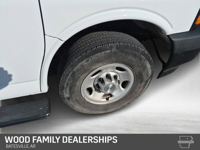 2023 Chevrolet Express Passenger RWD 3500 Extended Wheelbase LS