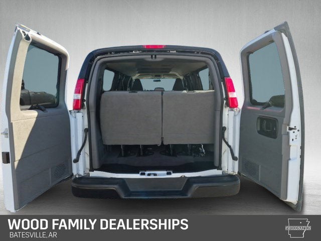 2023 Chevrolet Express Passenger RWD 3500 Extended Wheelbase LS