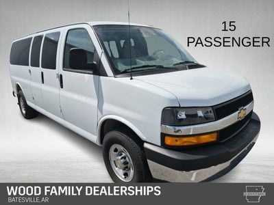 2025 Chevrolet Express Passenger RWD 3500 Extended Wheelbase LT
