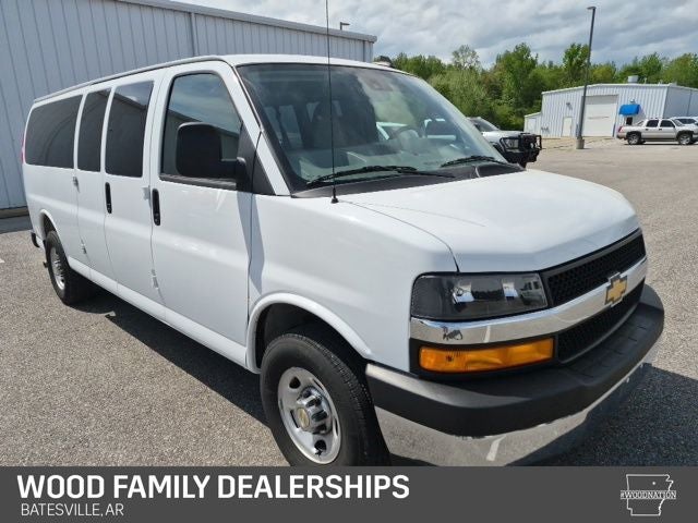 2025 Chevrolet Express Passenger RWD 3500 Extended Wheelbase LT