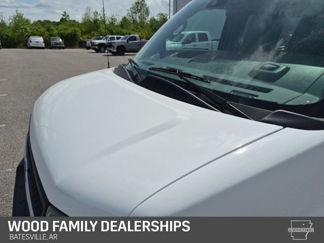 2025 Chevrolet Express Passenger RWD 3500 Extended Wheelbase LT