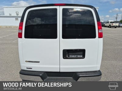 2025 Chevrolet Express Passenger RWD 3500 Extended Wheelbase LT