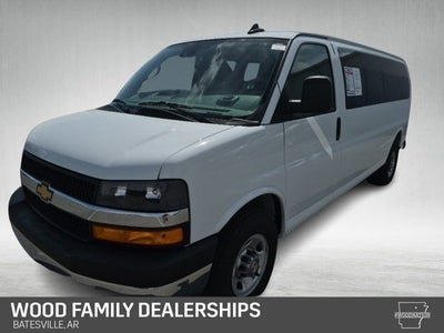 2025 Chevrolet Express Passenger RWD 3500 Extended Wheelbase LT