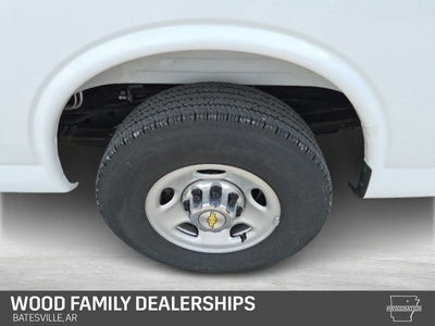 2025 Chevrolet Express Passenger RWD 3500 Extended Wheelbase LT