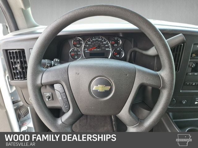 2025 Chevrolet Express Passenger RWD 3500 Extended Wheelbase LT