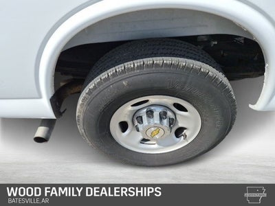 2025 Chevrolet Express Passenger RWD 3500 Extended Wheelbase LT