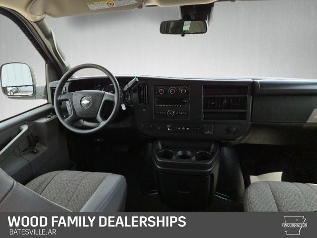 2025 Chevrolet Express Passenger RWD 3500 Extended Wheelbase LT