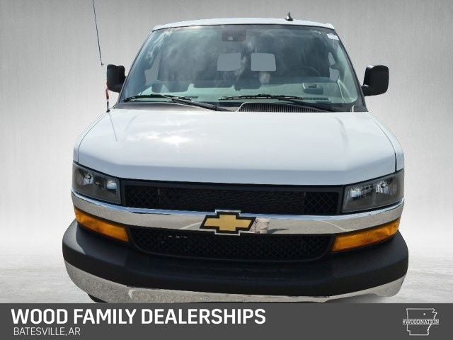 2025 Chevrolet Express Passenger RWD 3500 Extended Wheelbase LT
