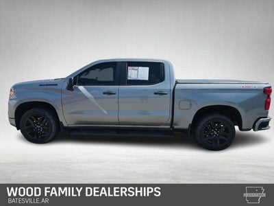 2023 Chevrolet Silverado 1500 4WD Crew Cab Short Bed Custom