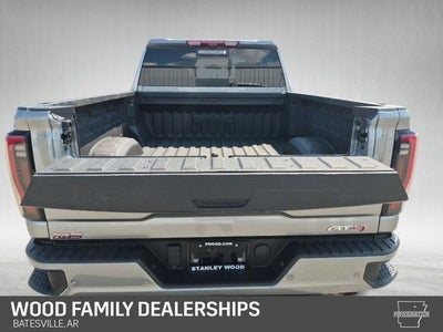 2025 GMC Sierra 2500HD 4WD Crew Cab Standard Bed AT4