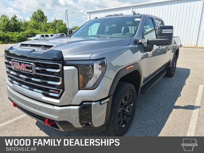 2025 GMC Sierra 2500HD 4WD Crew Cab Standard Bed AT4