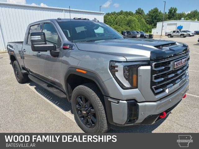 2025 GMC Sierra 2500HD 4WD Crew Cab Standard Bed AT4