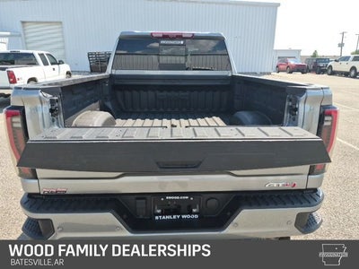 2025 GMC Sierra 2500HD 4WD Crew Cab Standard Bed AT4