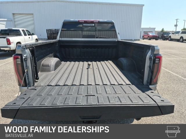2025 GMC Sierra 2500HD 4WD Crew Cab Standard Bed AT4