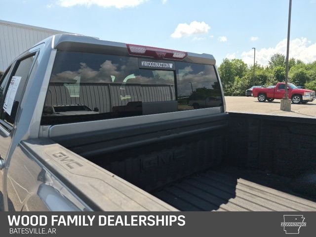 2025 GMC Sierra 2500HD 4WD Crew Cab Standard Bed AT4
