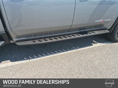 2025 GMC Sierra 2500HD 4WD Crew Cab Standard Bed AT4