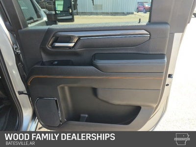 2025 GMC Sierra 2500HD 4WD Crew Cab Standard Bed AT4