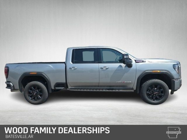 2025 GMC Sierra 2500HD 4WD Crew Cab Standard Bed AT4
