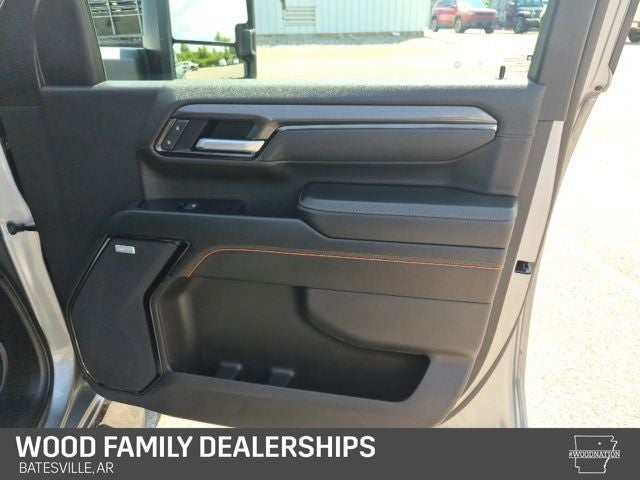 2025 GMC Sierra 2500HD 4WD Crew Cab Standard Bed AT4