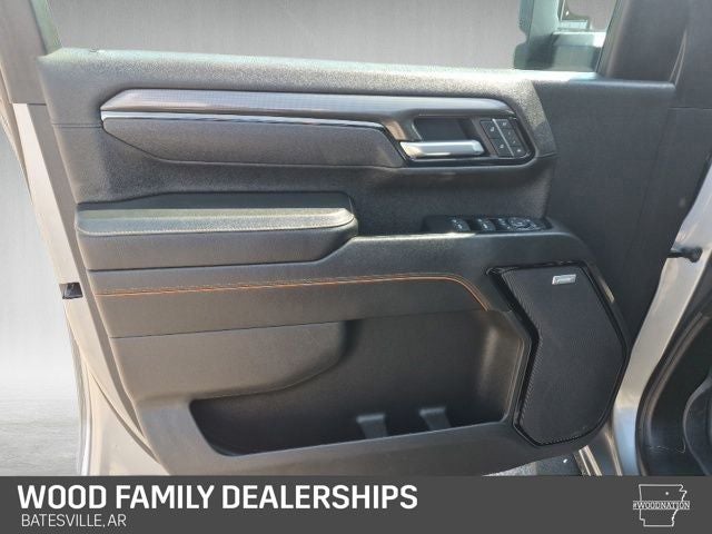 2025 GMC Sierra 2500HD 4WD Crew Cab Standard Bed AT4