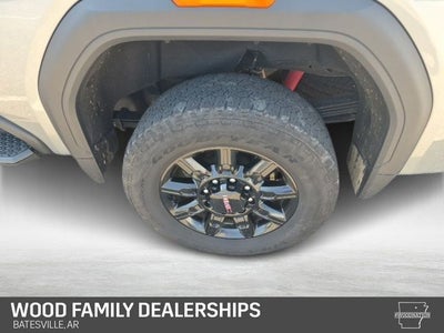 2025 GMC Sierra 2500HD 4WD Crew Cab Standard Bed AT4
