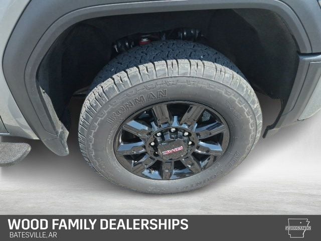 2025 GMC Sierra 2500HD 4WD Crew Cab Standard Bed AT4