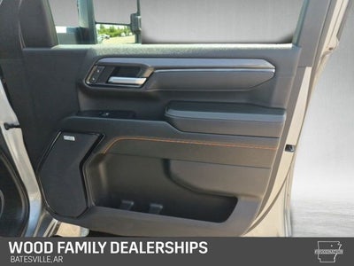 2025 GMC Sierra 2500HD 4WD Crew Cab Standard Bed AT4