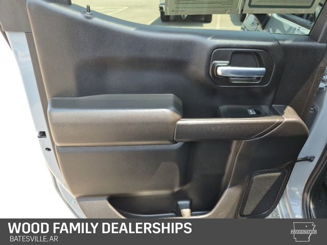 2025 GMC Sierra 1500 4WD Crew Cab Short Box Pro
