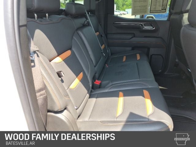 2024 GMC Sierra 1500 4WD Crew Cab Short Box AT4
