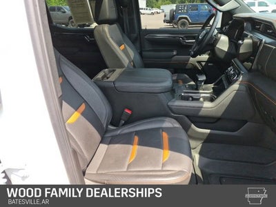 2024 GMC Sierra 1500 4WD Crew Cab Short Box AT4