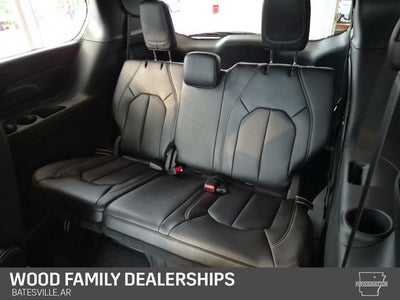 2027 Chrysler Pacifica PACIFICA SELECT
