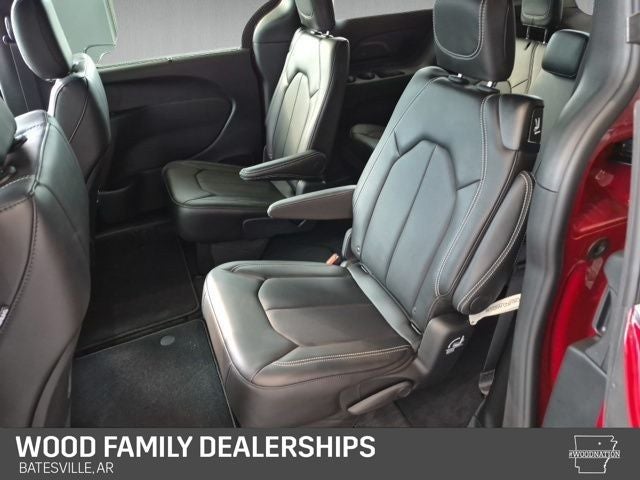 2027 Chrysler Pacifica PACIFICA SELECT