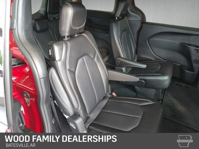 2027 Chrysler Pacifica PACIFICA SELECT
