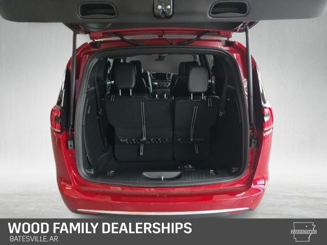 2027 Chrysler Pacifica PACIFICA SELECT