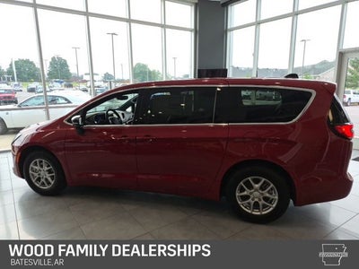 2027 Chrysler Pacifica PACIFICA SELECT