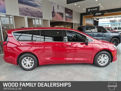 2027 Chrysler Pacifica PACIFICA SELECT