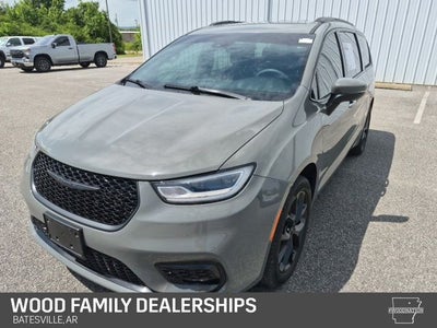 2023 Chrysler Pacifica Touring L AWD