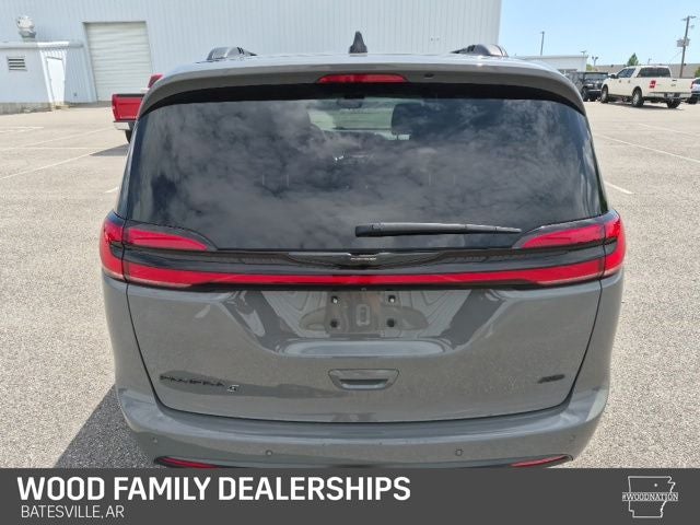 2023 Chrysler Pacifica Touring L AWD
