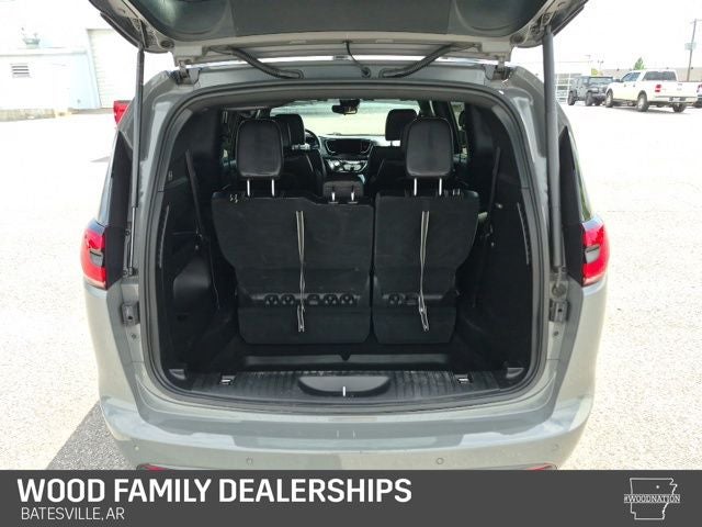 2023 Chrysler Pacifica Touring L AWD