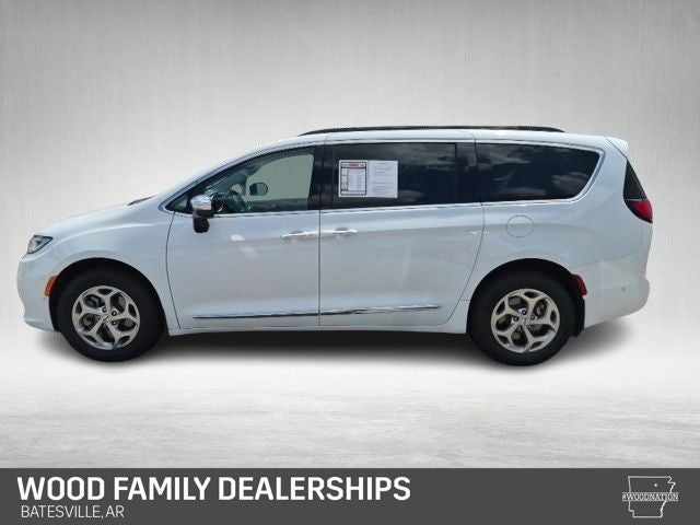 2023 Chrysler Pacifica Limited AWD