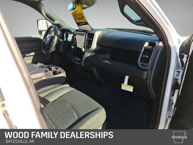 2026 RAM 2500 RAM 2500 TRADESMAN CREW CAB 4X4 6'4' BOX