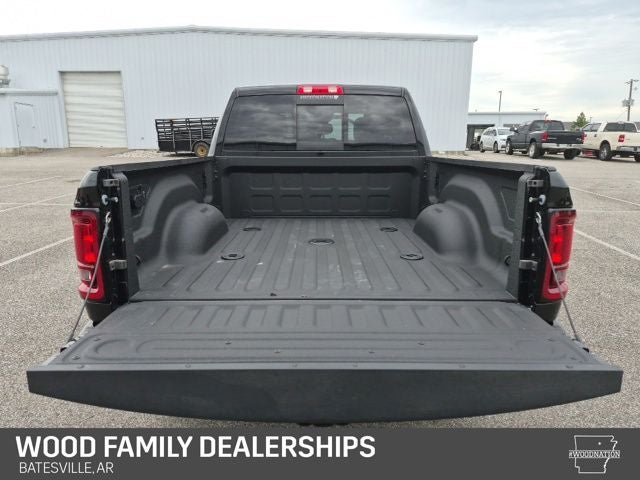 2026 RAM 2500 RAM 2500 BLACK EXPRESS CREW CAB 4X4 6'4' BOX