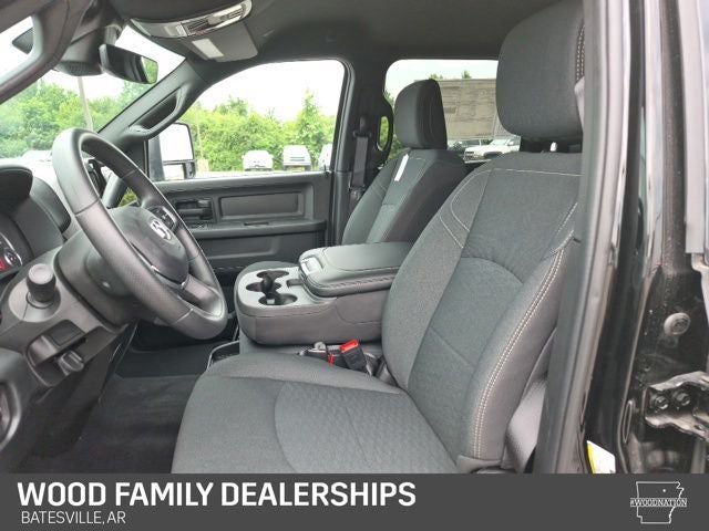 2026 RAM 2500 RAM 2500 BLACK EXPRESS CREW CAB 4X4 6'4' BOX