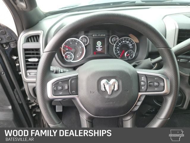 2026 RAM 2500 RAM 2500 BLACK EXPRESS CREW CAB 4X4 6'4' BOX