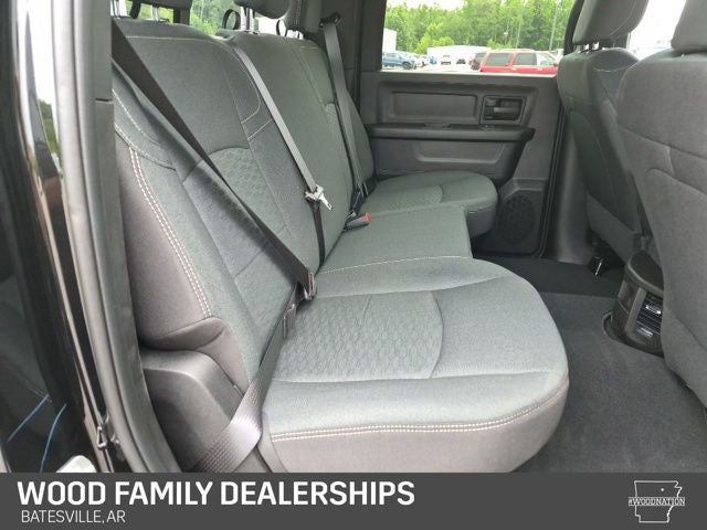 2026 RAM 2500 RAM 2500 BLACK EXPRESS CREW CAB 4X4 6'4' BOX
