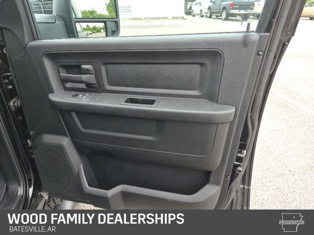 2026 RAM 2500 RAM 2500 BLACK EXPRESS CREW CAB 4X4 6'4' BOX